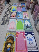 مصليات اطفال قطيفة هامر كابتونيه